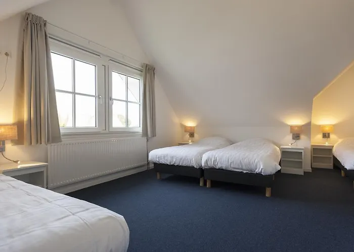 Buitenplaats Witte Raaf Aan Zee Vila *