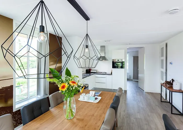 Buitenplaats Witte Raaf Aan Zee